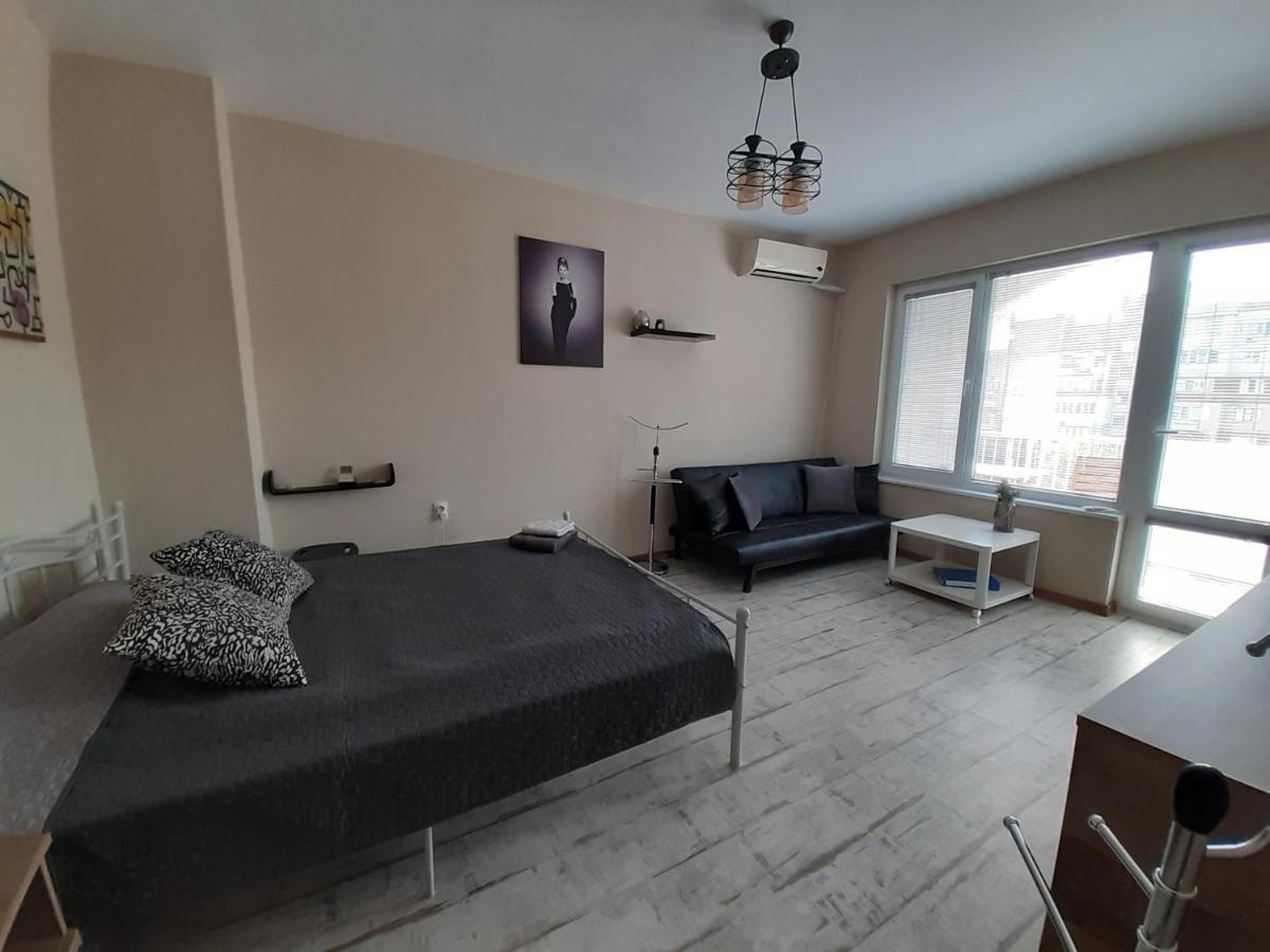 Lefterov'S Guests Suite Варна Экстерьер фото